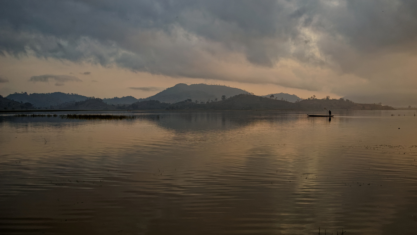 Angeln in der Morgendämmerung