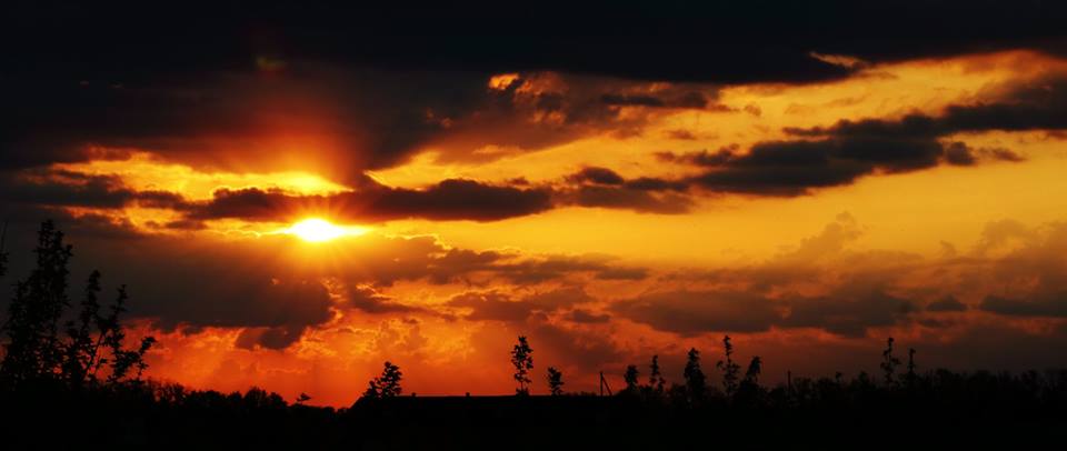 Sonnenaufgang im Dorf
