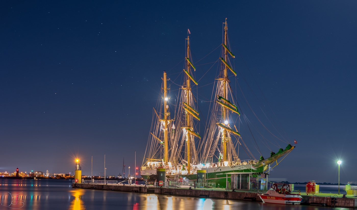 Alexander von Humboldt 2 Nightshot