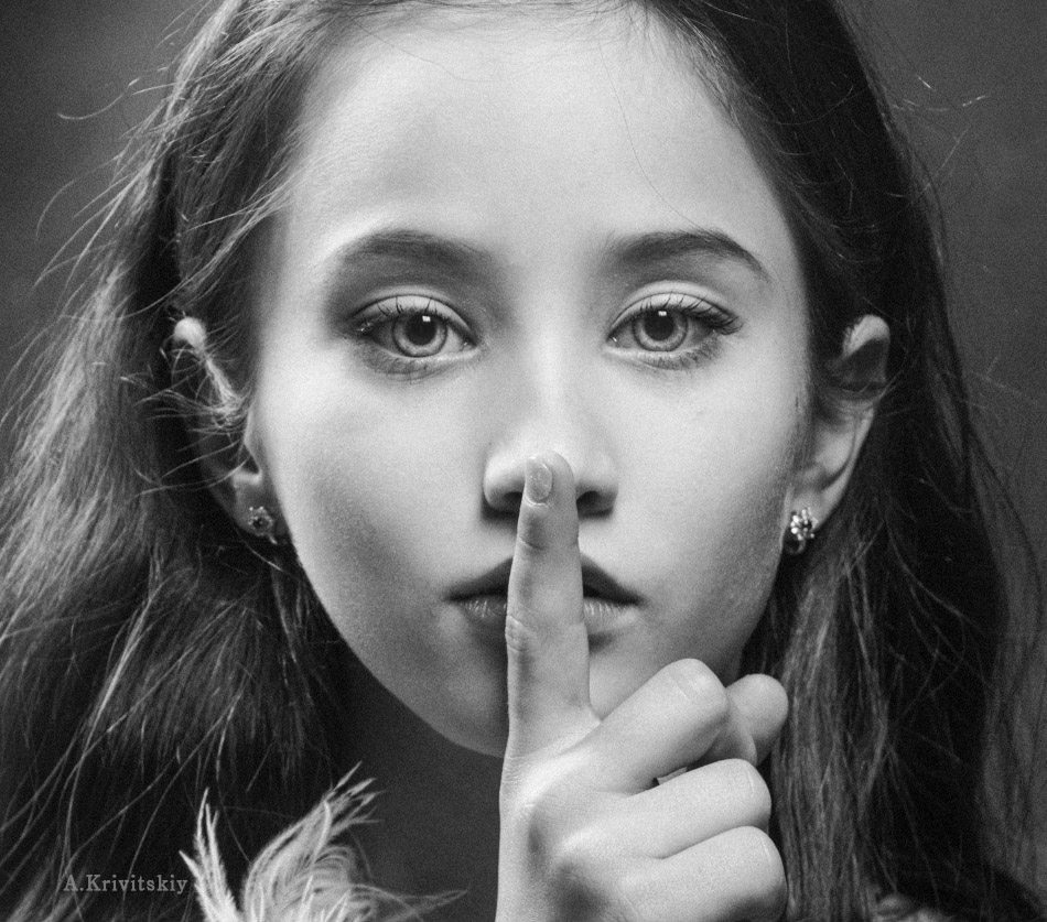 Portrait of a young fashion model. Photo theater.