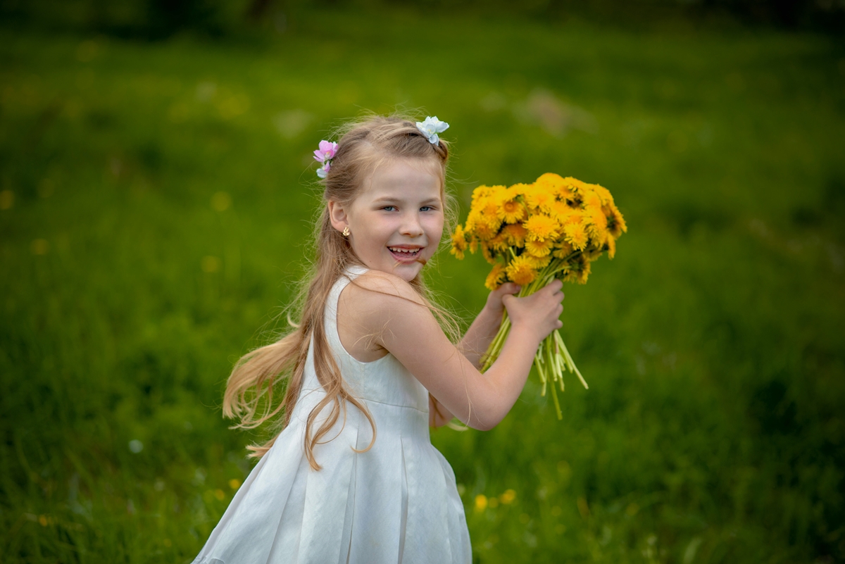 Blumenstrauß aus Löwenzahn