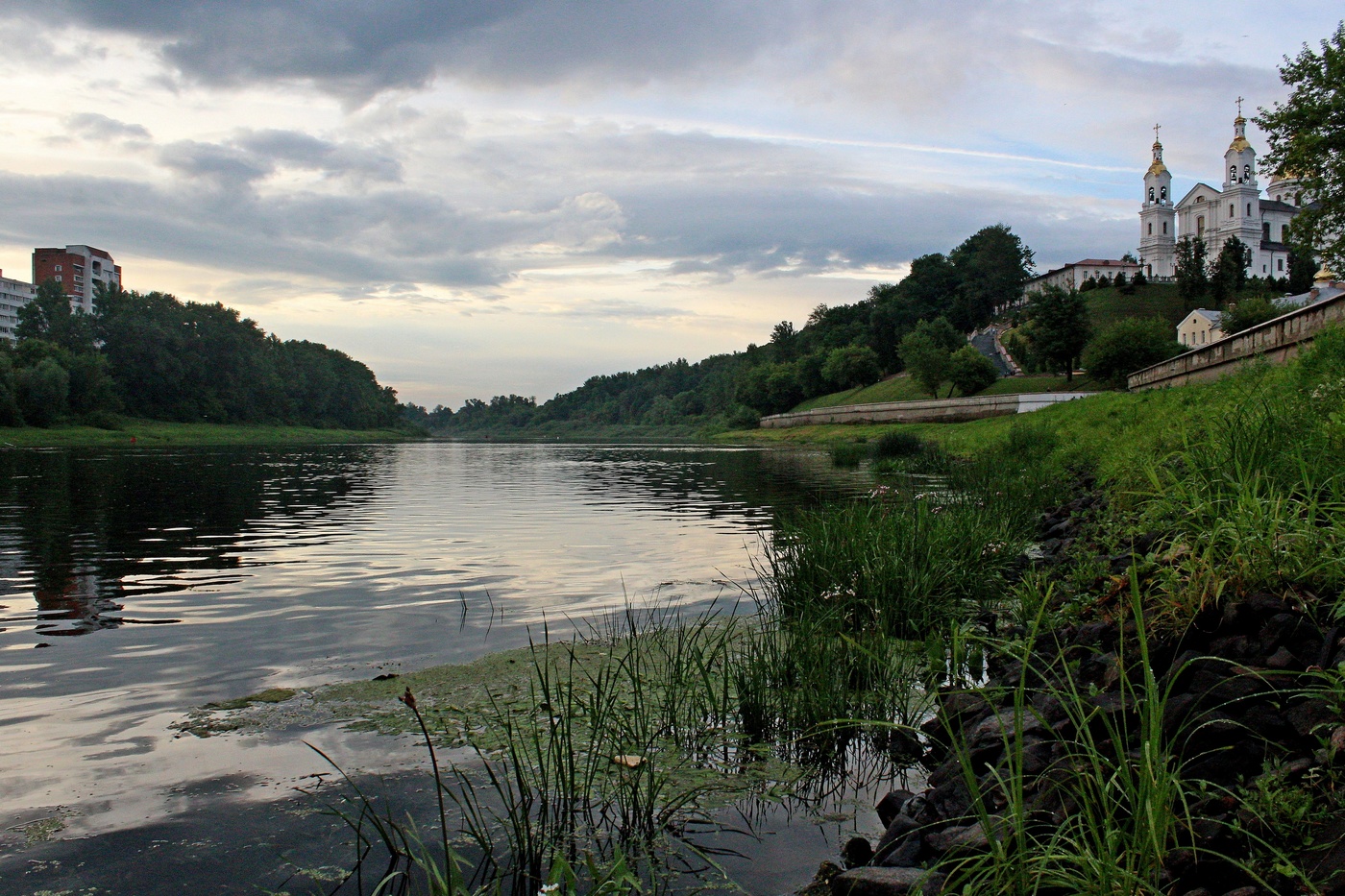 Abend über die Düna
