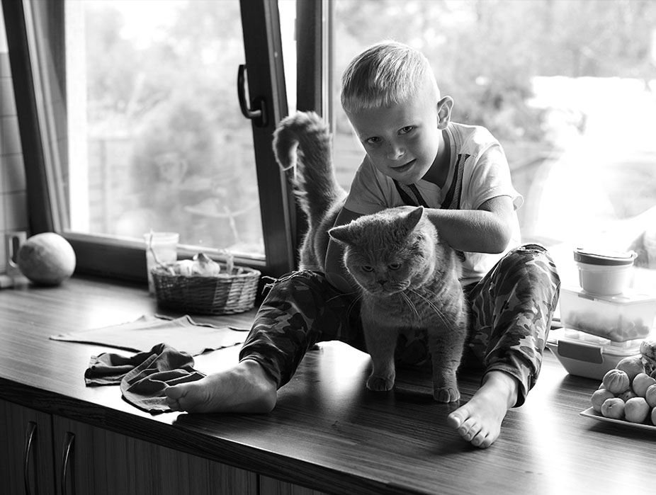 Berniukas ir katinas