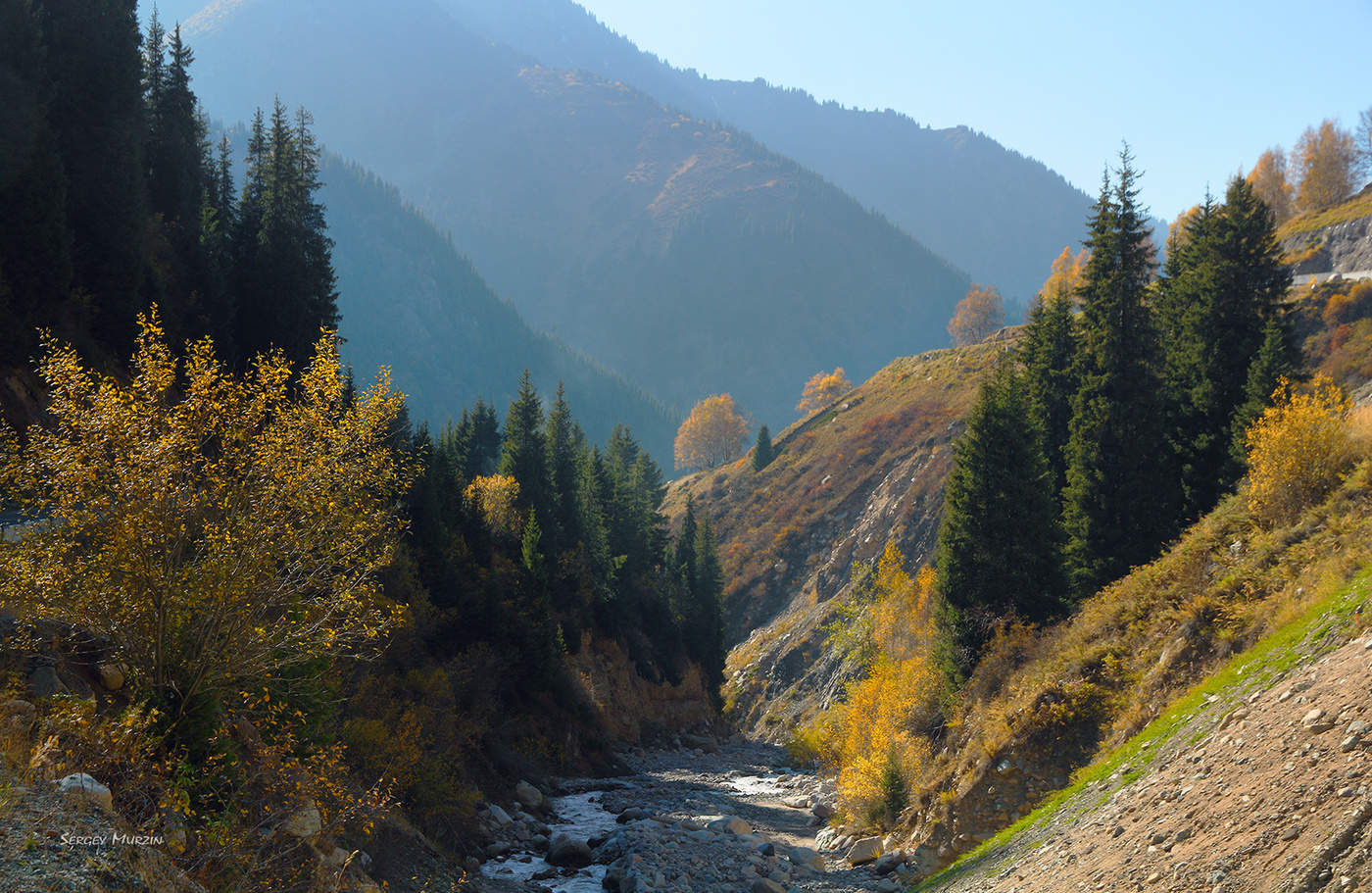 Auf der Steigung des Tages