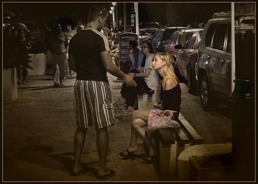 MADAM, Kapitän WIR LADEN SIE ZU YACHT