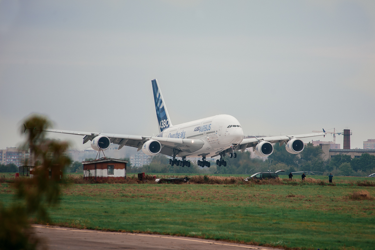 Airbus A-380