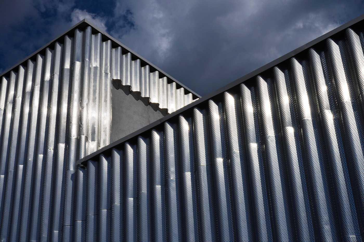 Corrugated Shine