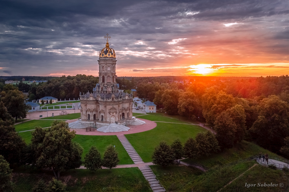 Kirche in Dubrovitsy