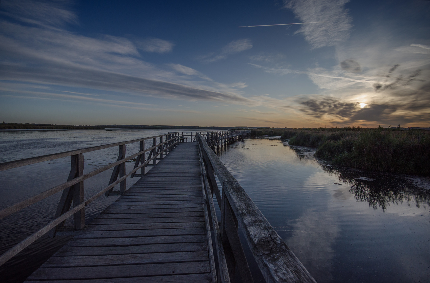 Seesteg am Moor entlang