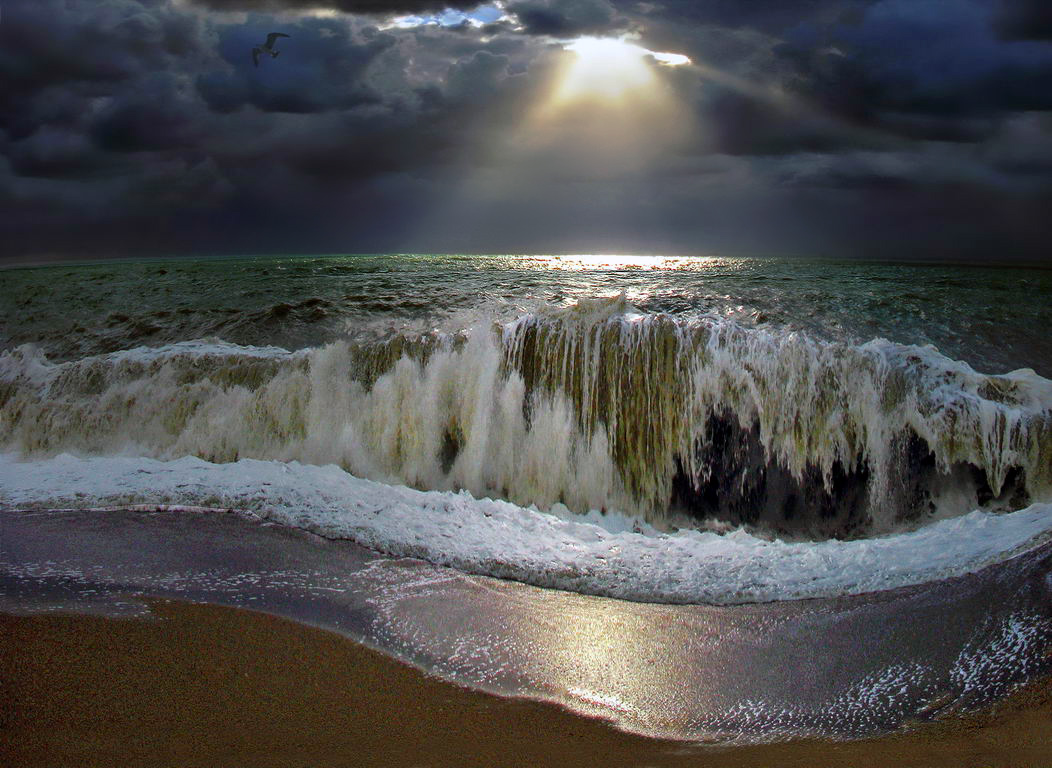 Storm sky Nebel verbirgt ...