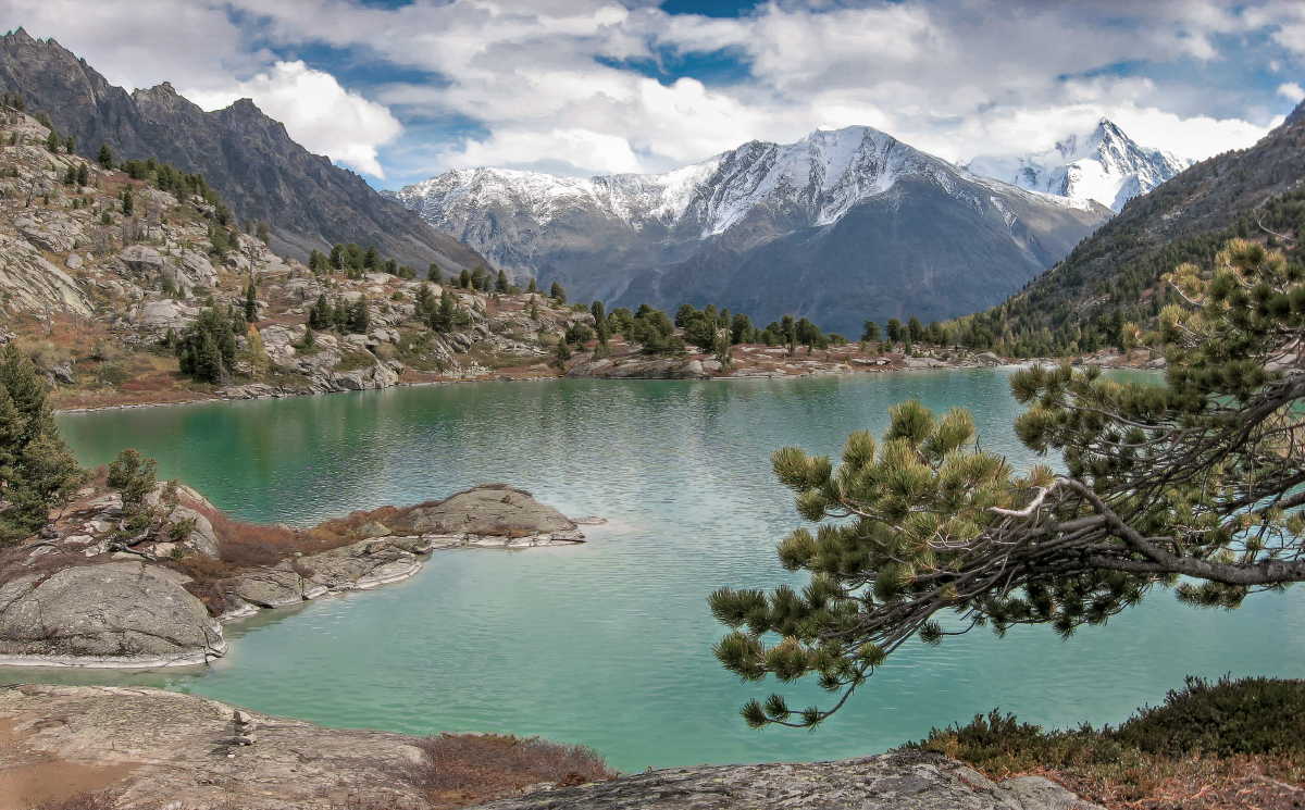 Autumn ... Mountain river ...