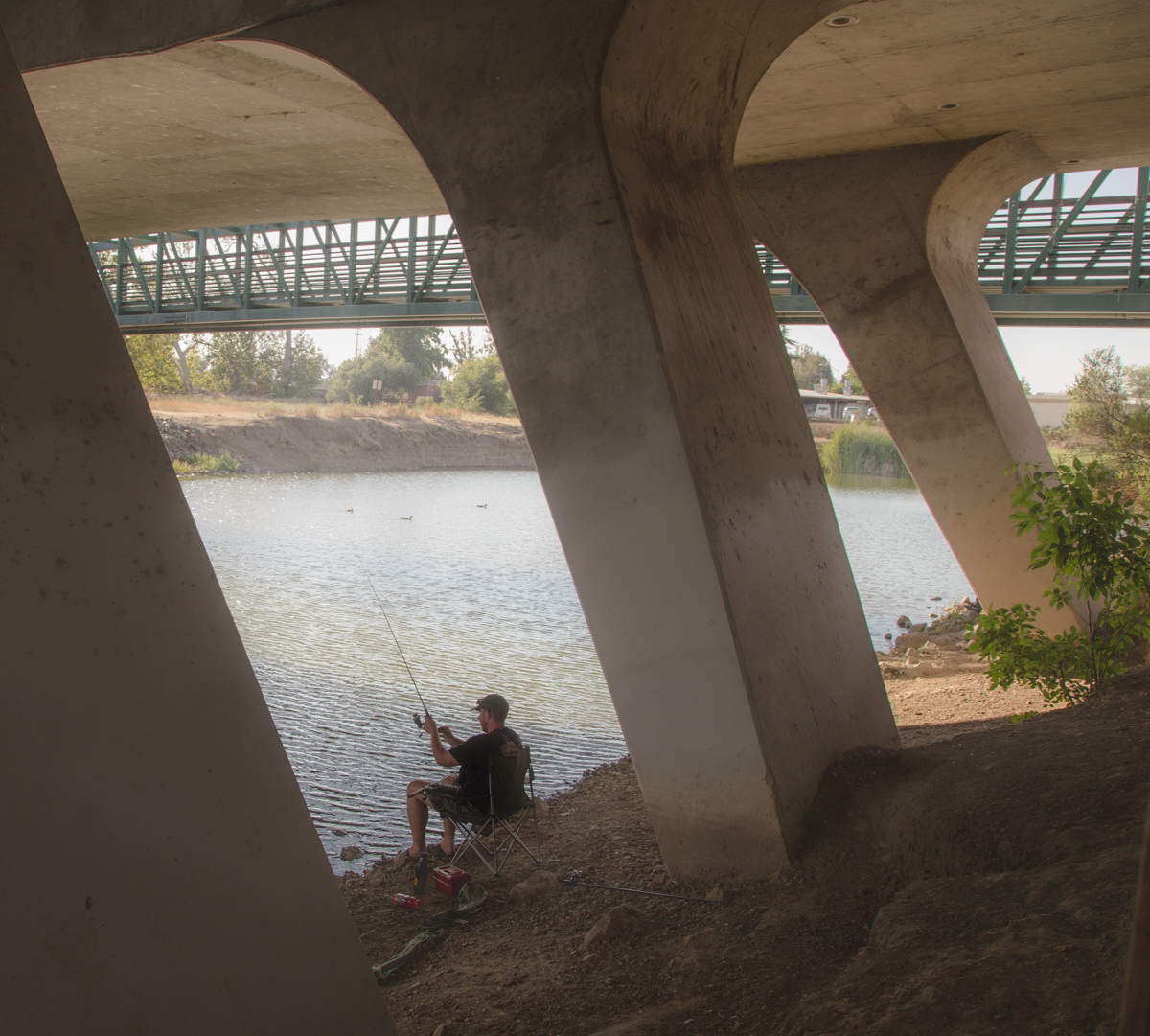 Unter der Brücke ...