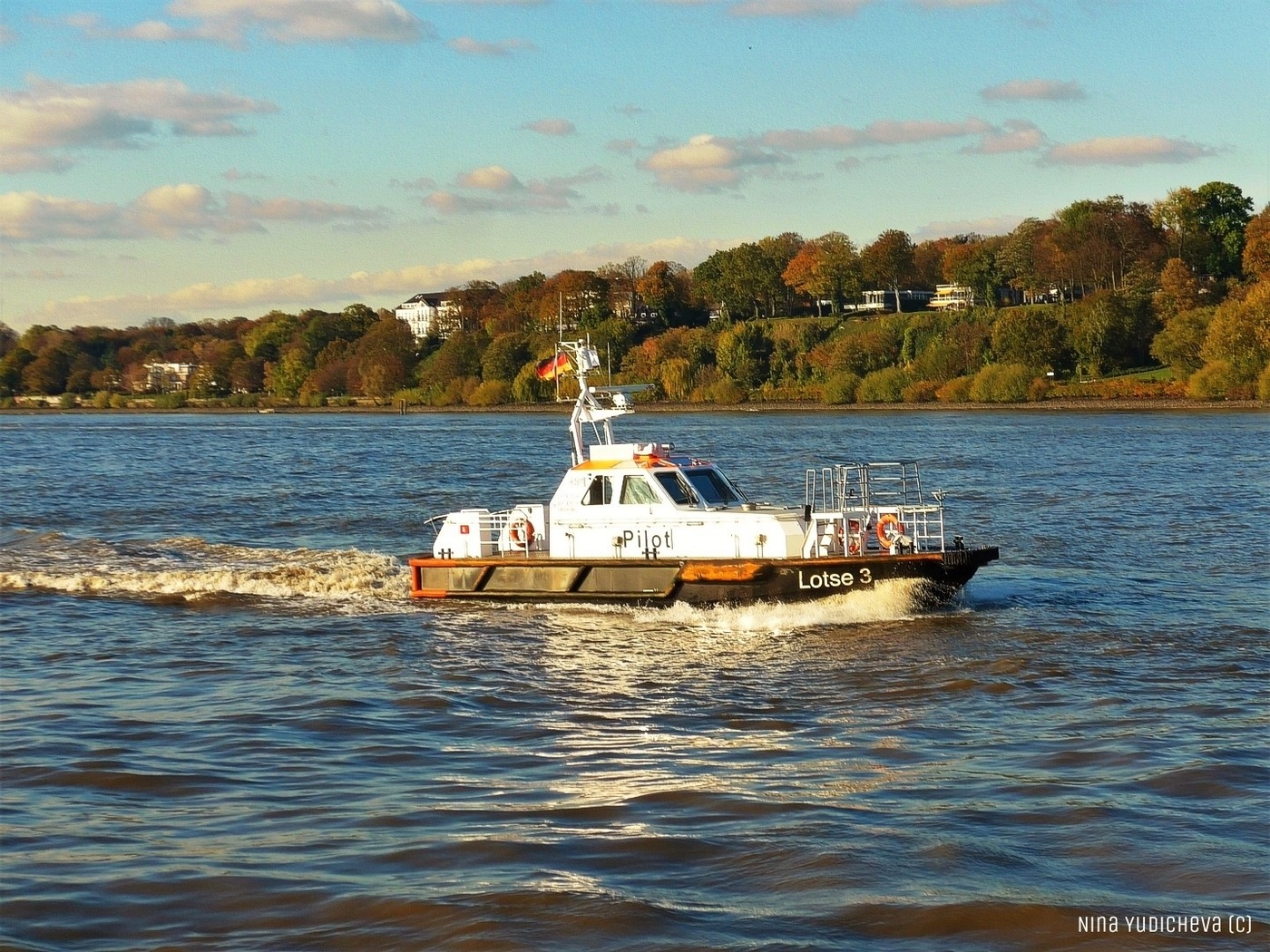 Strand an der Elbe in Hamburg