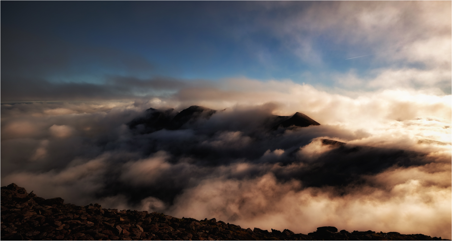 ...McGillycuddy Reeks...