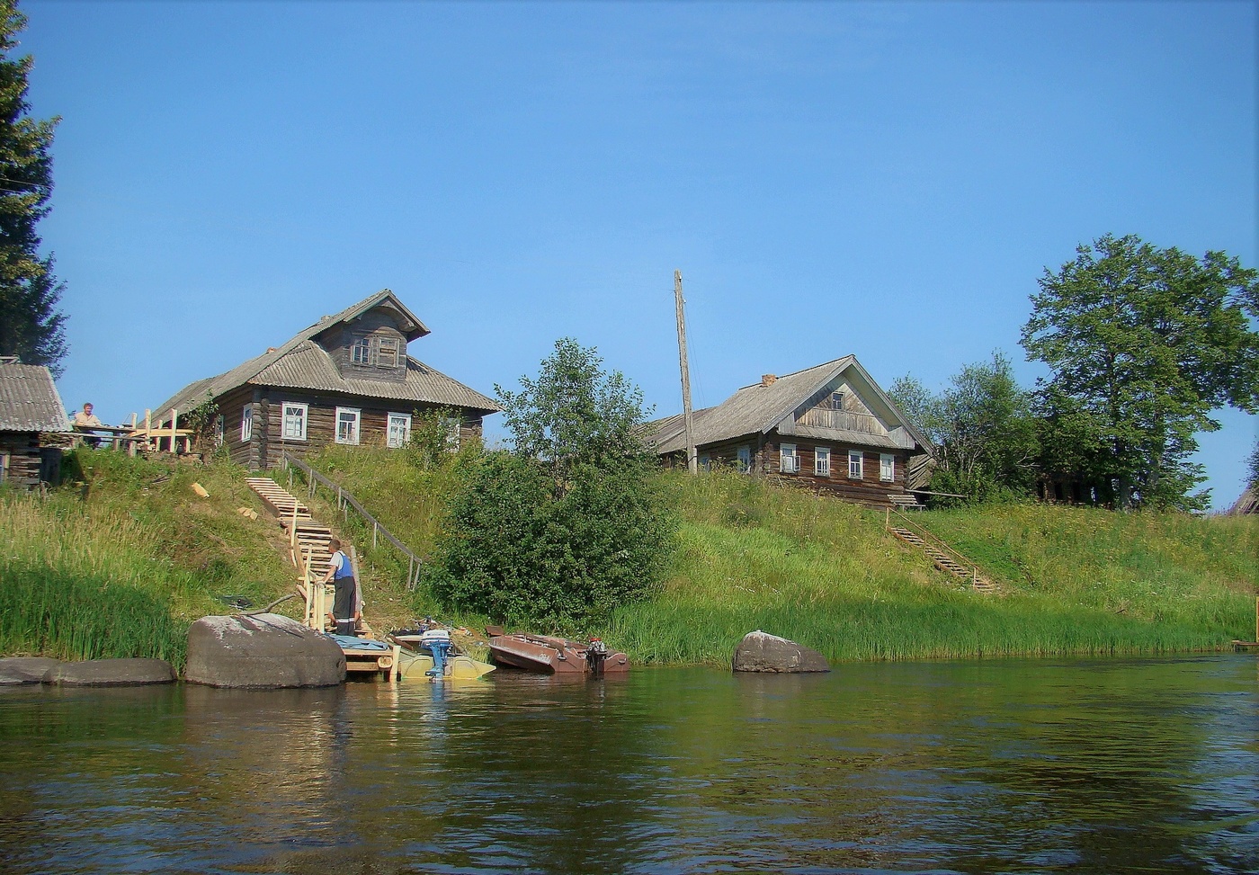 Gut im Dorf im Sommer