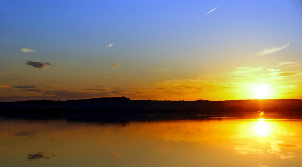 Sonnenuntergang in den Vororten