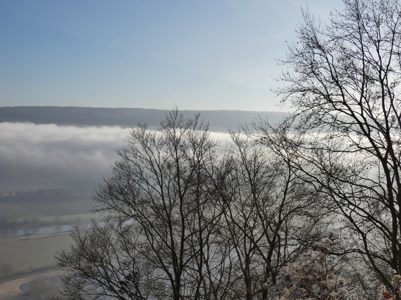 Neujahrsspaziergang, Nebel über der Weser