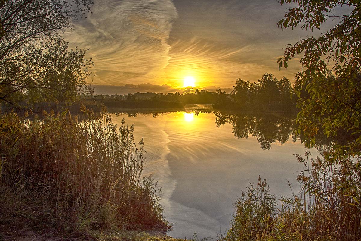 Zachód...nad jeziorem..