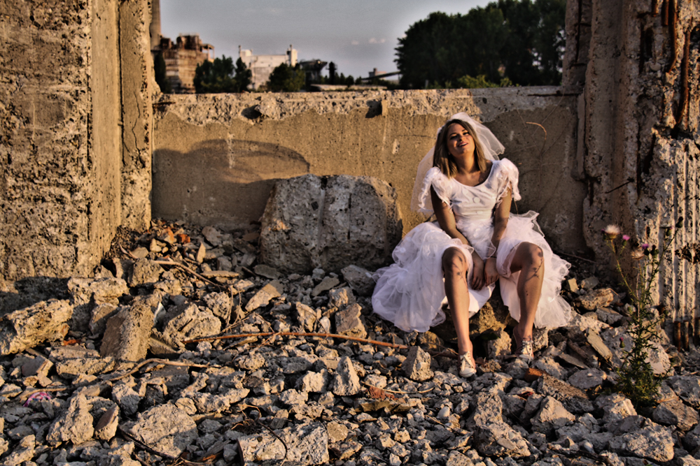 Solitude of the fugitive bride