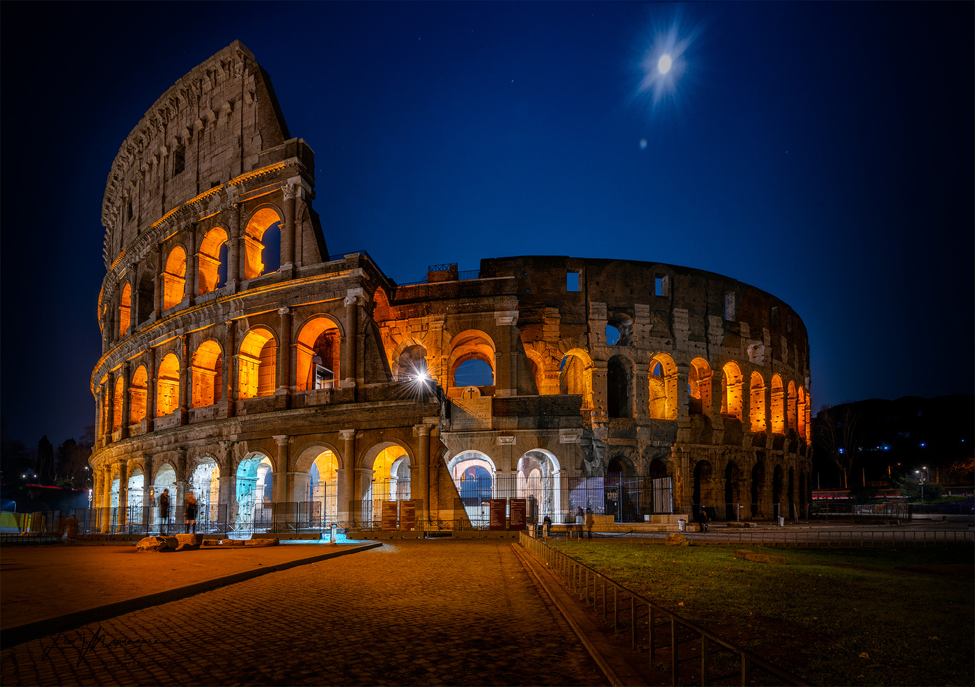 Sleepless in Rome at 2am