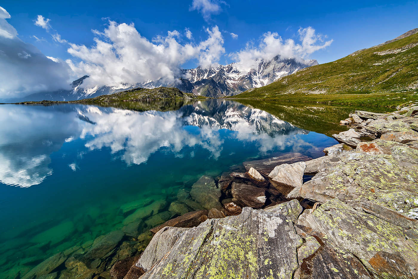 Black Lake at Gavia Pass