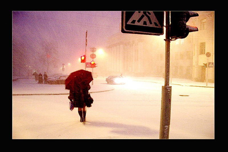 Die Dame mit dem Regenschirm