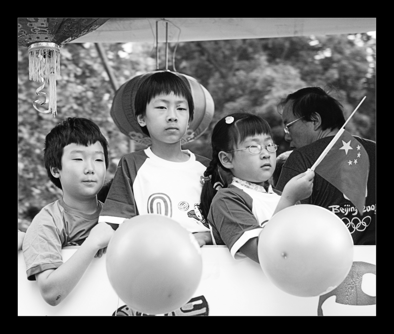 Frieden, Arbeit, Olympische Spiele