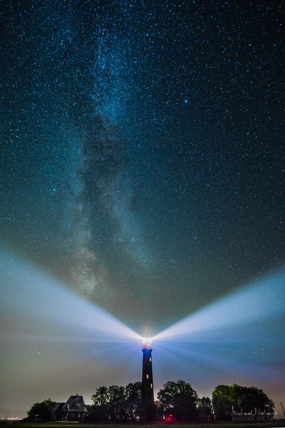 Milchstraße über dem Leuchturm Flügge