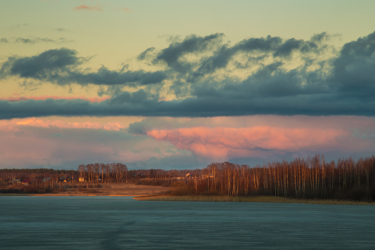 In den Sonnenuntergang.