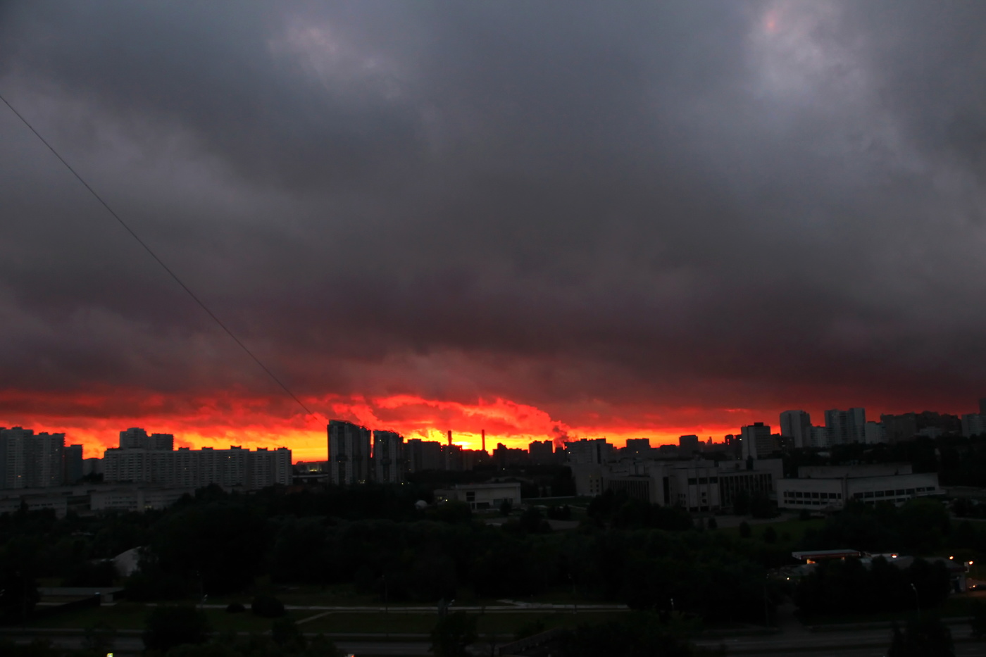 Wolken über der Stadt entstand ...