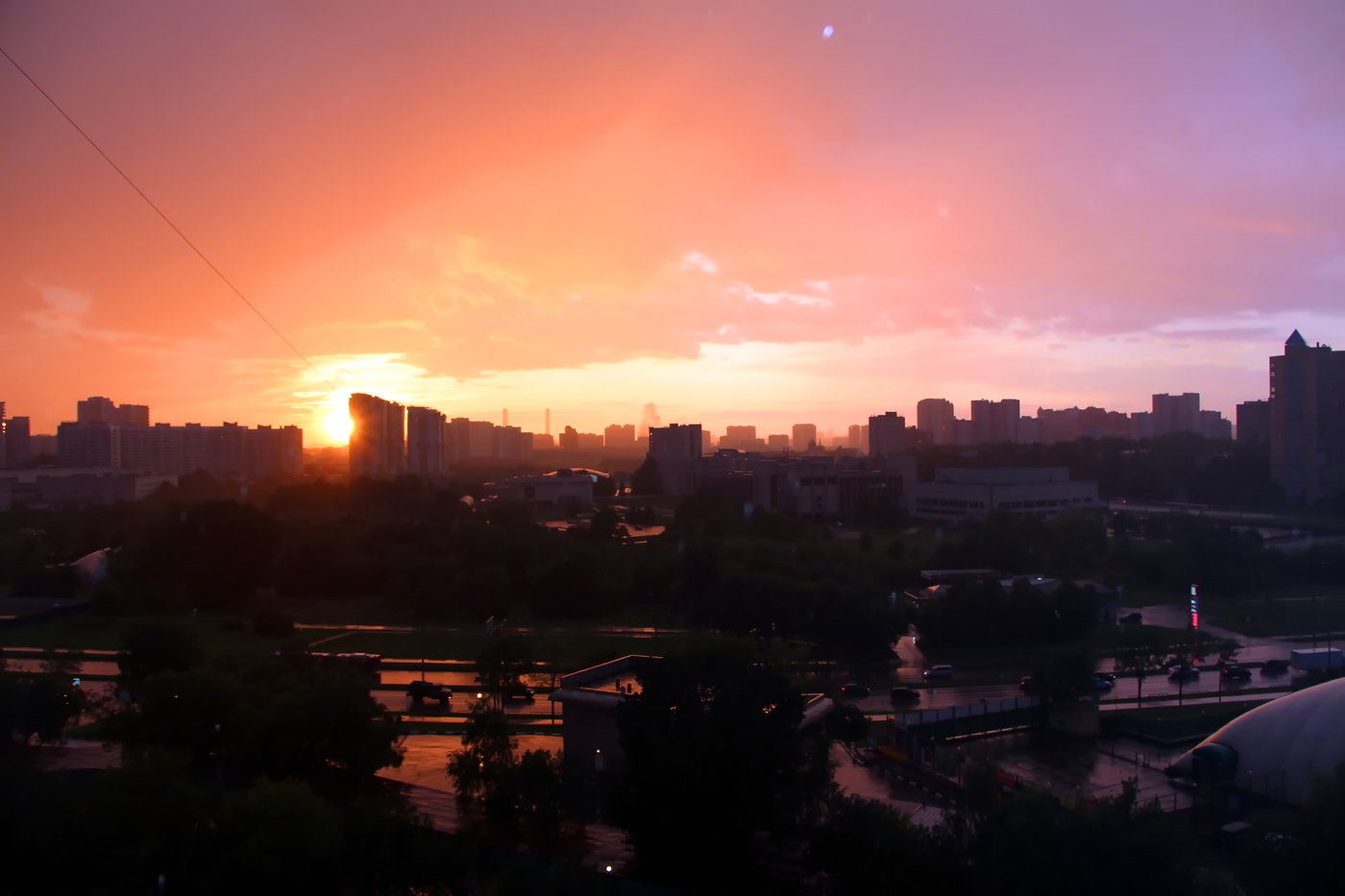 Blutige Sonnenuntergang