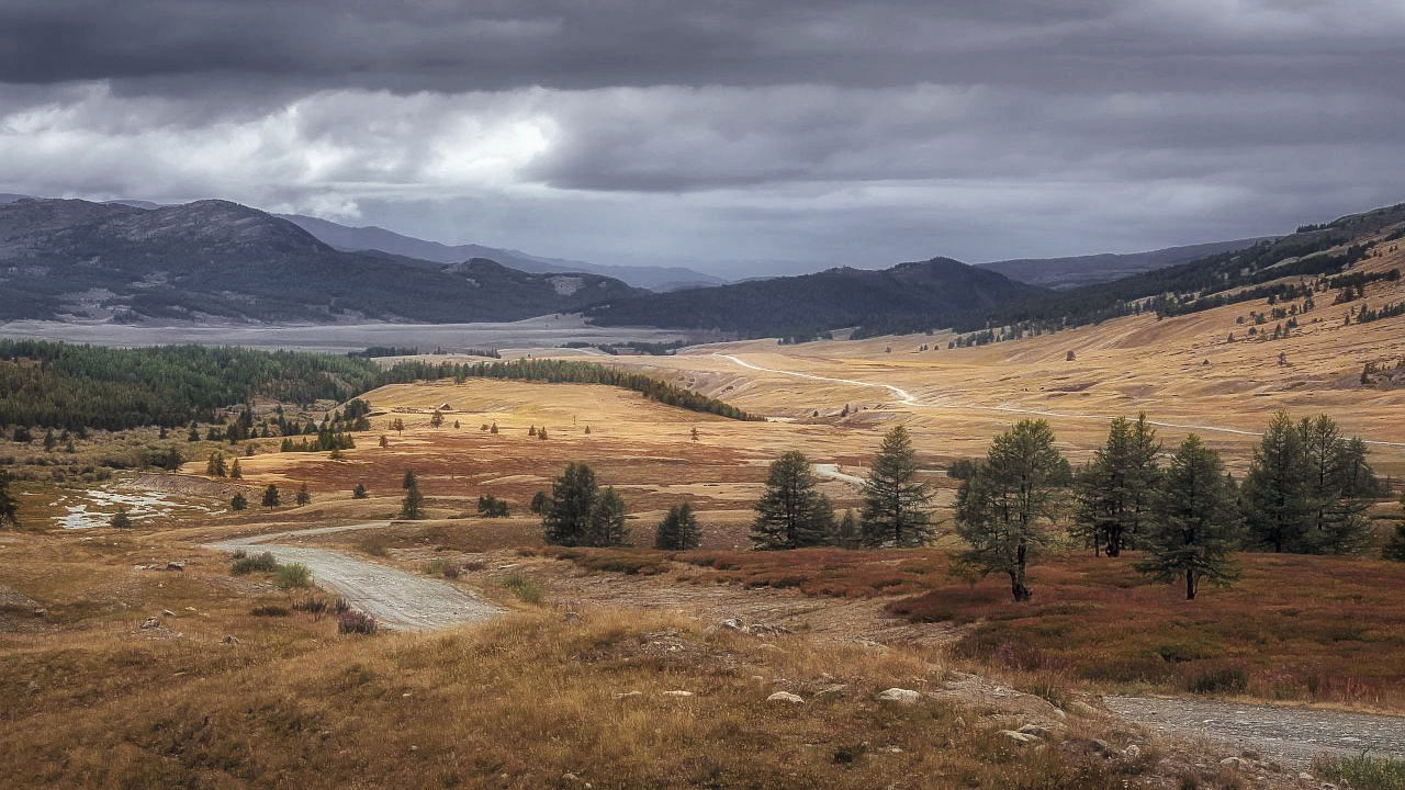 The road, without beginning and end ....