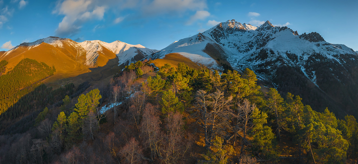 Erster Schnee in den Bergen