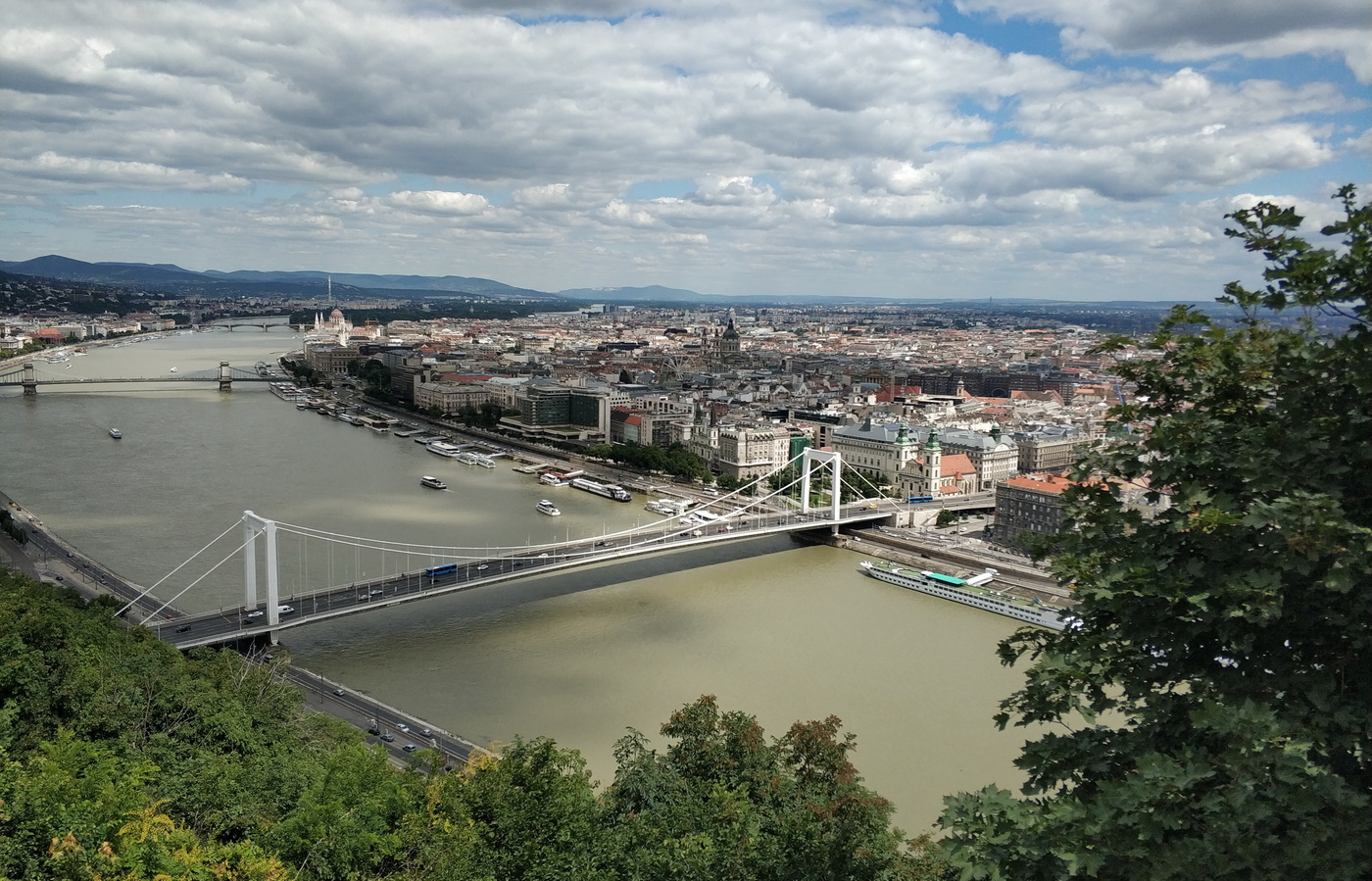 auf der anderen Seite