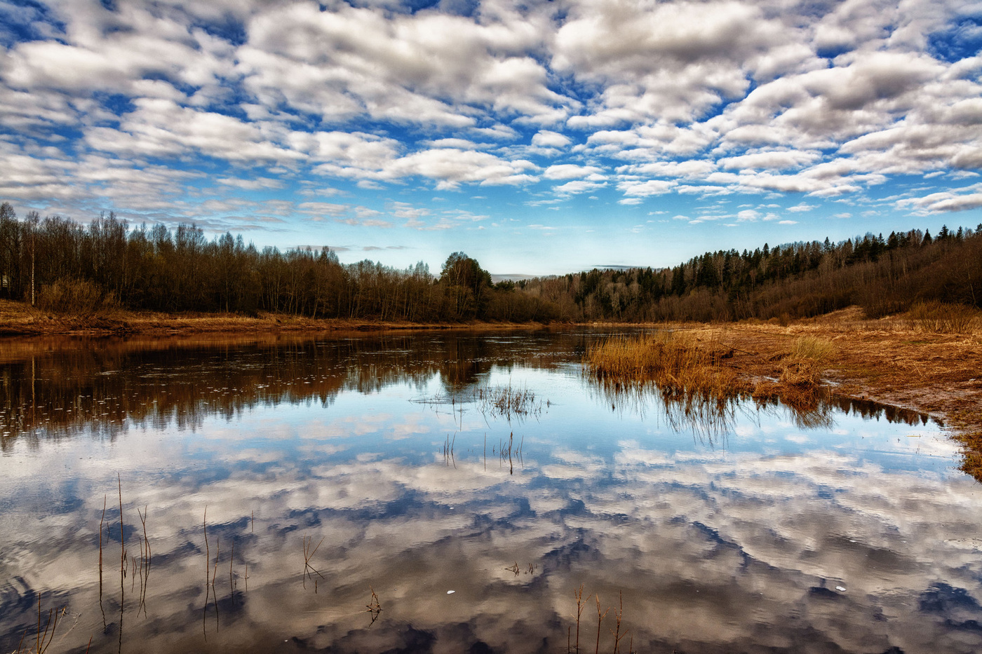 Landschaft mit Wolken