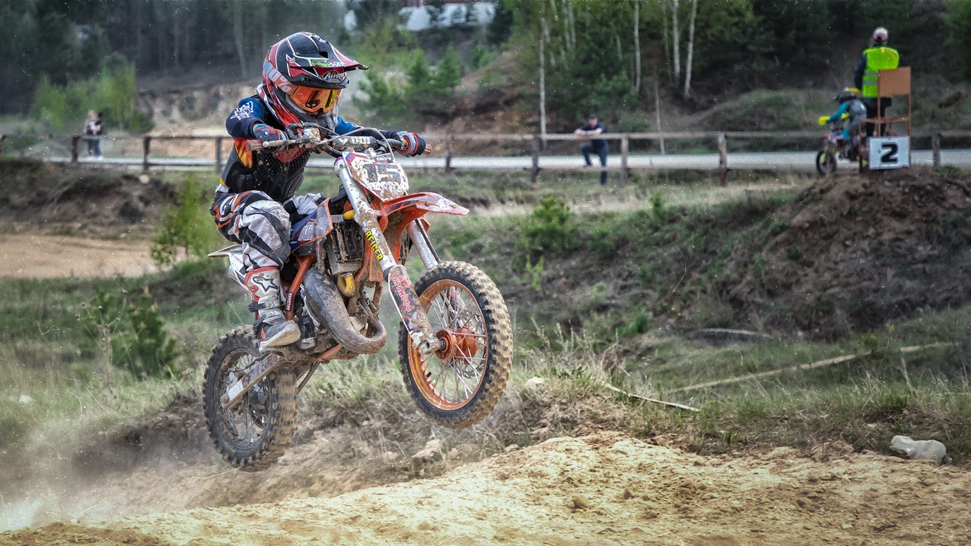 Moto-Cross