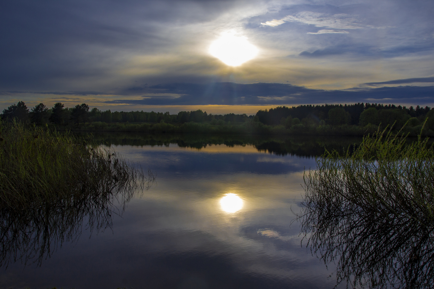 ruhig Sonnenuntergang